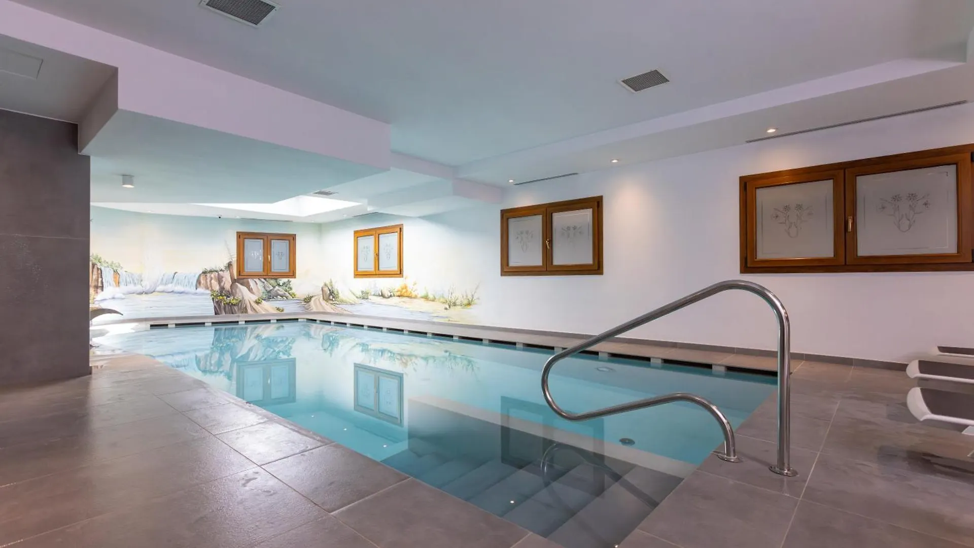 Hotel Flora 리비뇨